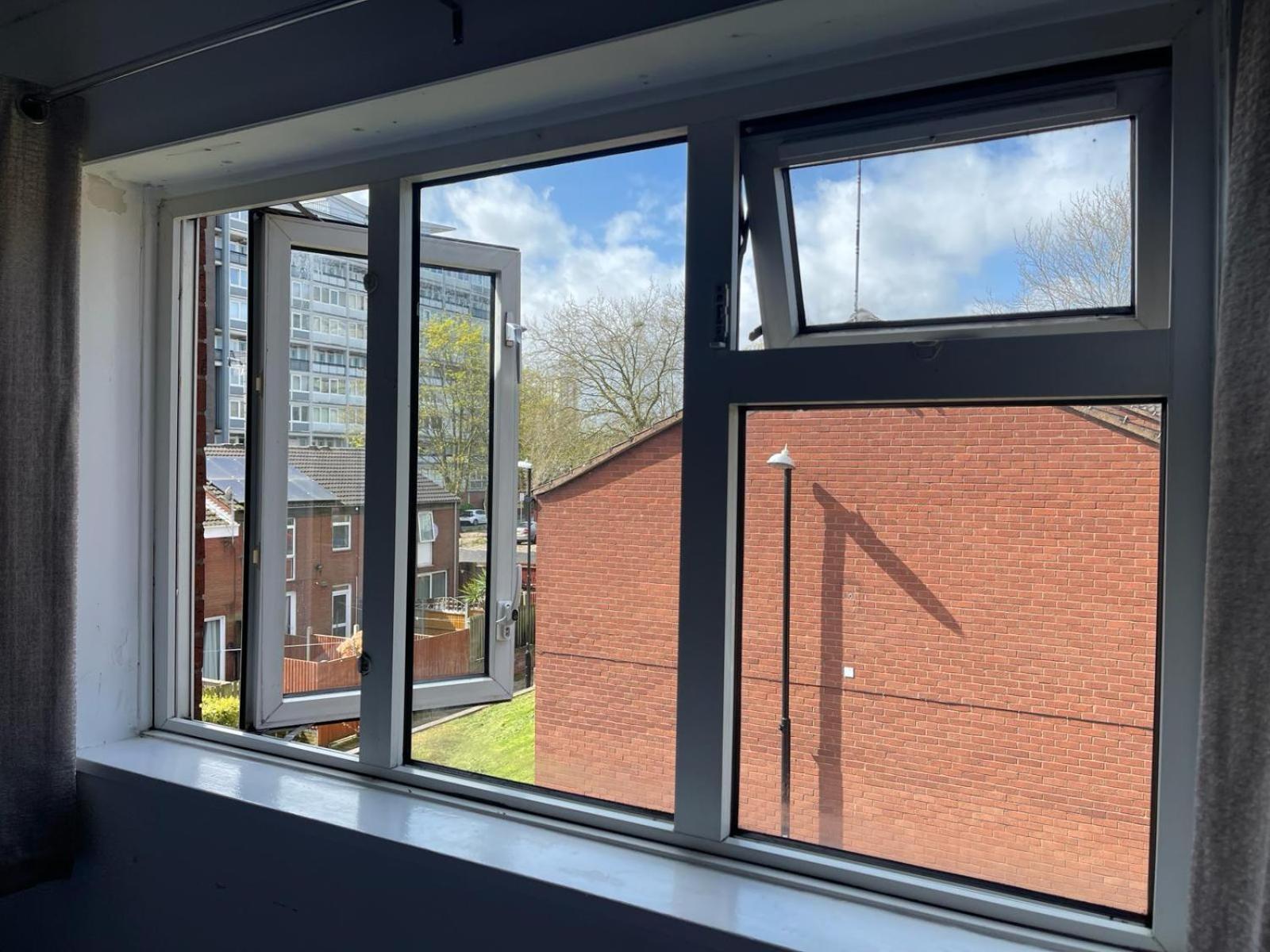 Homestays-Close To Coventry City And University I Free Parking I Wi-Fi Luaran gambar