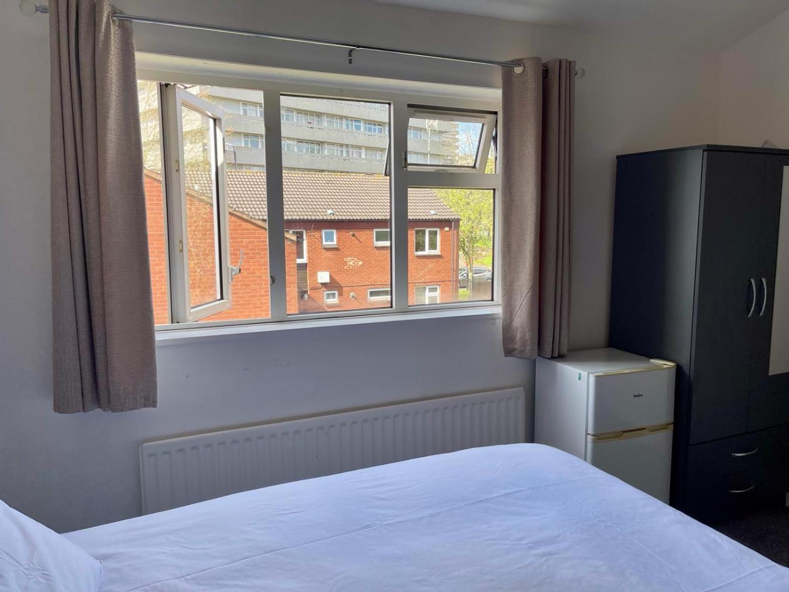 Homestays-Close To Coventry City And University I Free Parking I Wi-Fi Luaran gambar