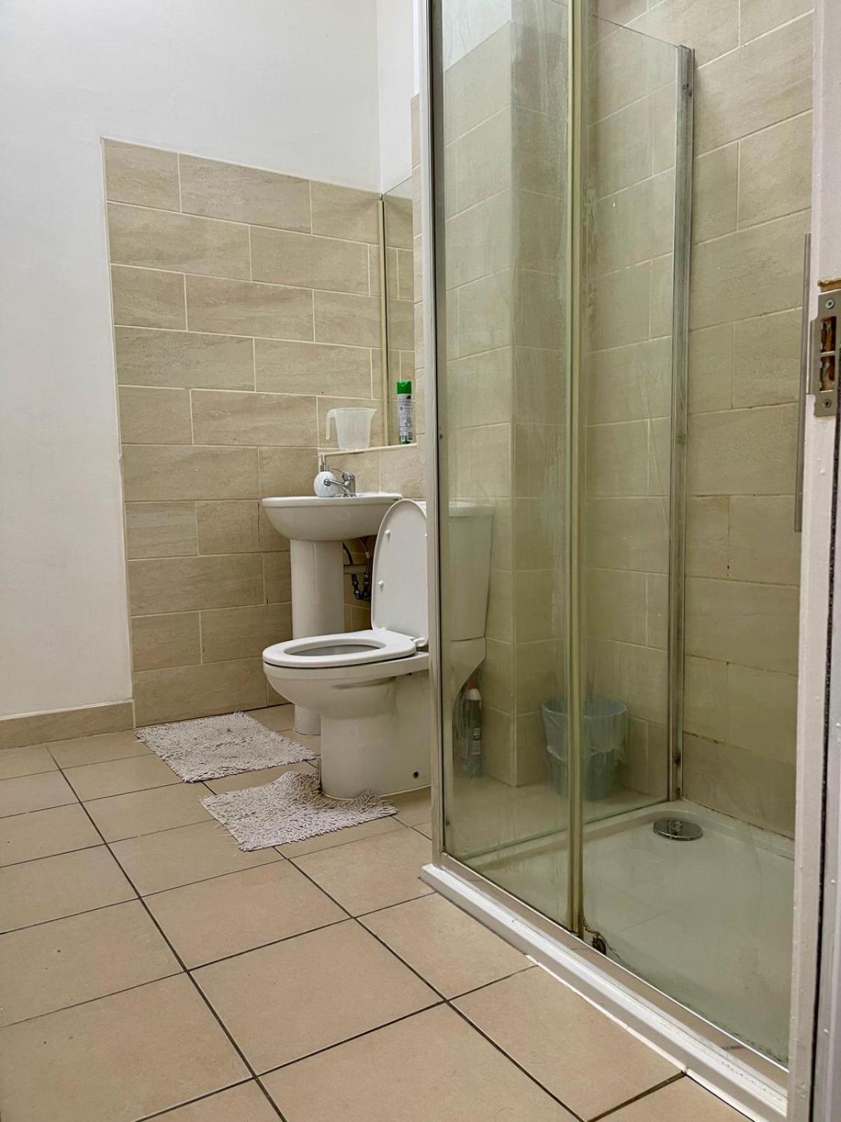 Homestays-Close To Coventry City And University I Free Parking I Wi-Fi Luaran gambar