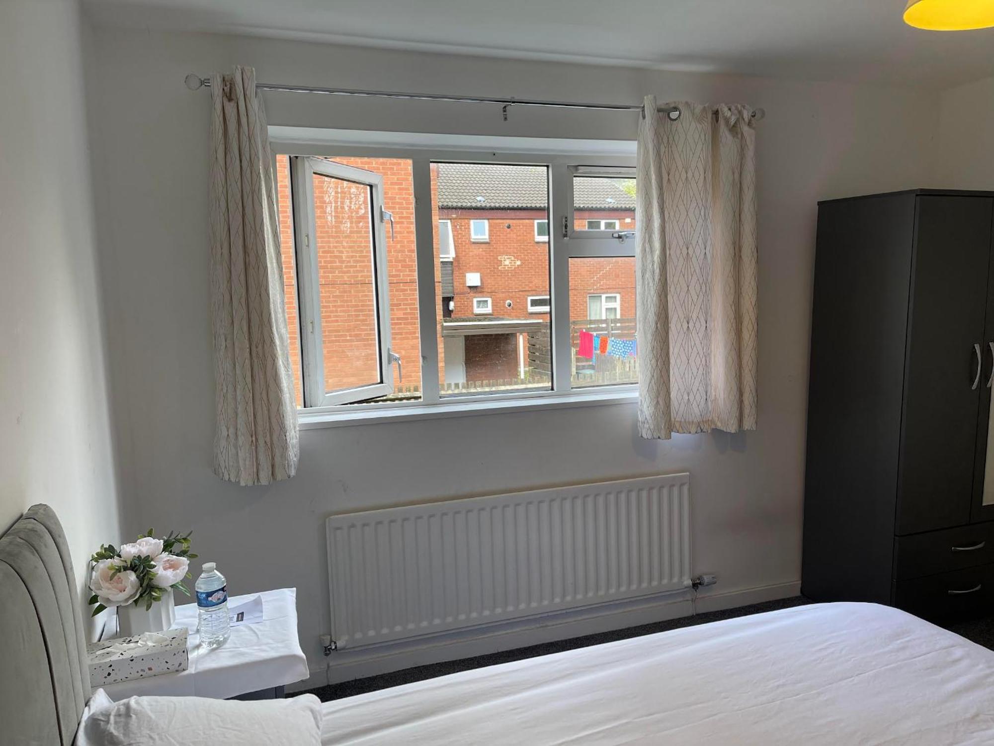 Homestays-Close To Coventry City And University I Free Parking I Wi-Fi Luaran gambar